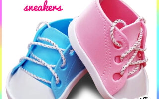 mini Sneakers
